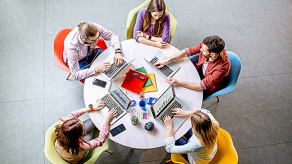 Reminder: Einladung zu unserem 4. Round-Table-Gespräch für Ausbildende der Versicherungswirtschaft – wir lernen von- und miteinander!